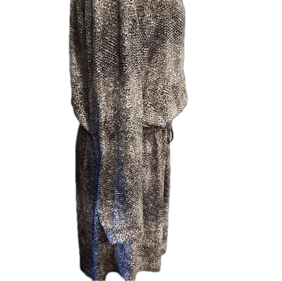 Hilary Radley M long sleeved dress with drawstring waist in snakeskin like print - Picture 4 of 9